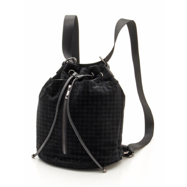 LAZY SUSAN(レイジースーザン)の新品 定価10260円 レイジースーザン リュックサック  ブラック 大特価‼️ レディースのバッグ(リュック/バックパック)の商品写真