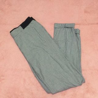 ザラ(ZARA)のZARA 千鳥柄パンツ(クロップドパンツ)