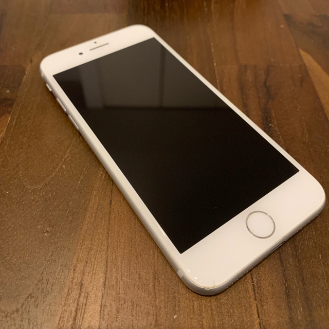 iPhone7 ホワイト128GB simフリー
