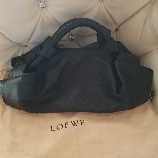 LOEWE(ロエベ)のお値下げしての再出品☆ ロエベ ナッパアイレ 小さい方 レディースのバッグ(ハンドバッグ)の商品写真