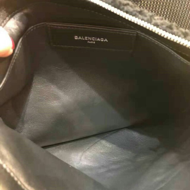 Balenciaga(バレンシアガ)のBALENCIAGA 黒 クラッチバッグ レディースのバッグ(クラッチバッグ)の商品写真