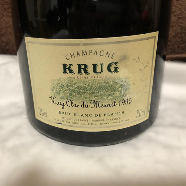 Krug(クリュッグ)のKRUG クリュッグ クロ・デュ・メニル1995  食品/飲料/酒の酒(シャンパン/スパークリングワイン)の商品写真