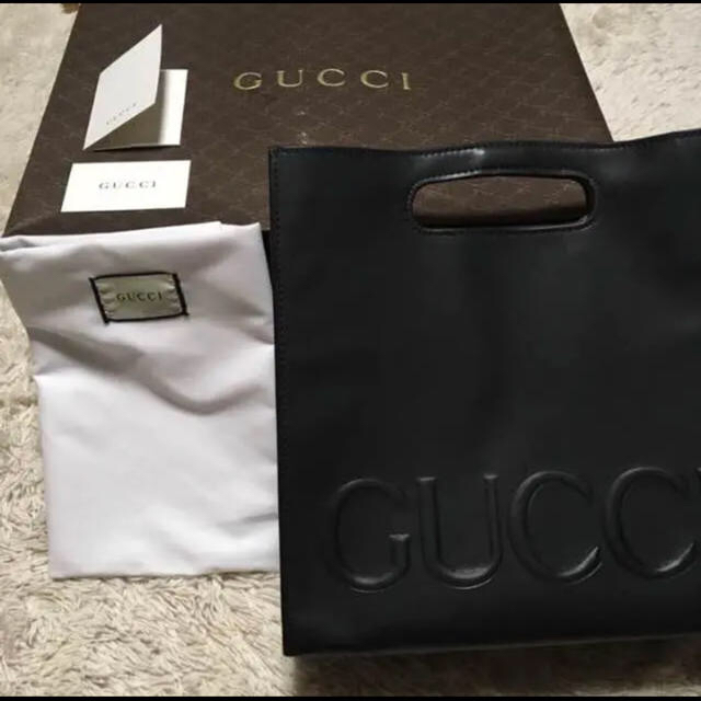 Gucci(グッチ)のgucci エンボス レザートートバック グッチ XL メンズのバッグ(トートバッグ)の商品写真