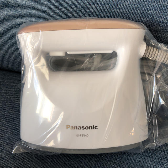 Panasonic衣類スチーマー NI-FS540 1