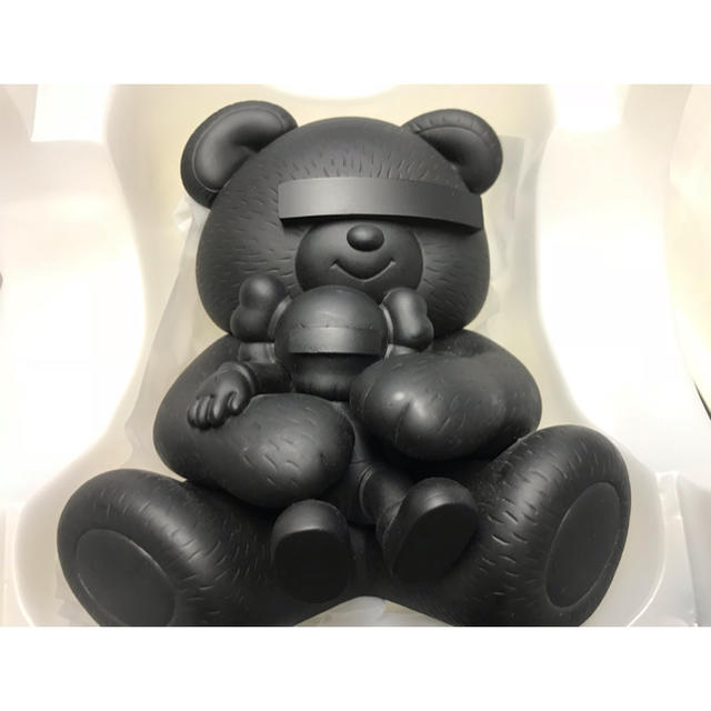 UNDERCOVER(アンダーカバー)のkaws undercover  コンパニオン 箱付き エンタメ/ホビーのフィギュア(その他)の商品写真