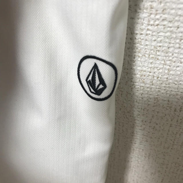 volcom(ボルコム)の美品！VOLCOMのパンツ スポーツ/アウトドアのスノーボード(ウエア/装備)の商品写真