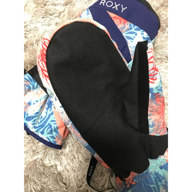 Roxy(ロキシー)のROXY手袋 スポーツ/アウトドアのスノーボード(ウエア/装備)の商品写真