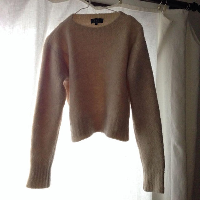 A.P.C(アーペーセー)のAPCクルーネック モコモコニット レディースのトップス(ニット/セーター)の商品写真