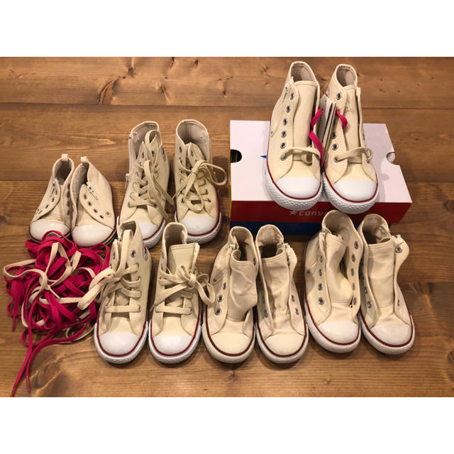 CONVERSE(コンバース)のconverse 4点 キッズ/ベビー/マタニティのキッズ靴/シューズ(15cm~)(スニーカー)の商品写真