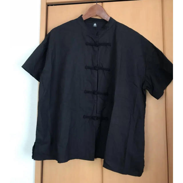 merlot(メルロー)のメルロー チャイナボタン半袖シャツ レディースのトップス(シャツ/ブラウス(半袖/袖なし))の商品写真