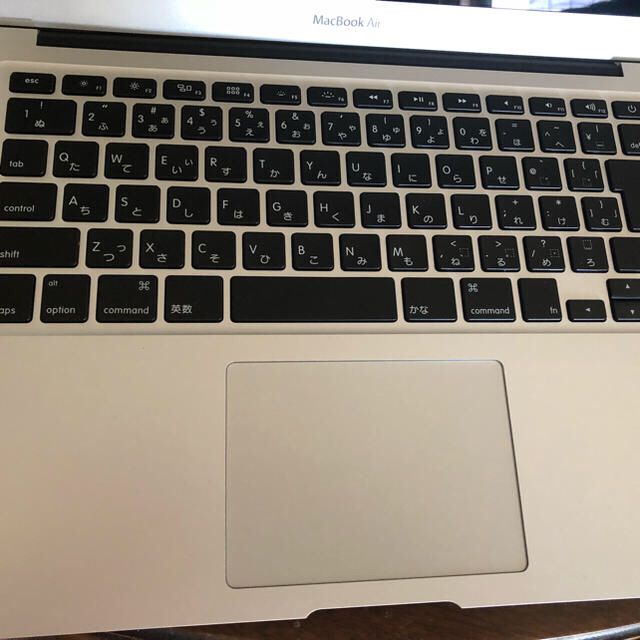 Mac (Apple)(マック)の2014年モデル MacBook air 13インチ 256GB スマホ/家電/カメラのPC/タブレット(ノートPC)の商品写真