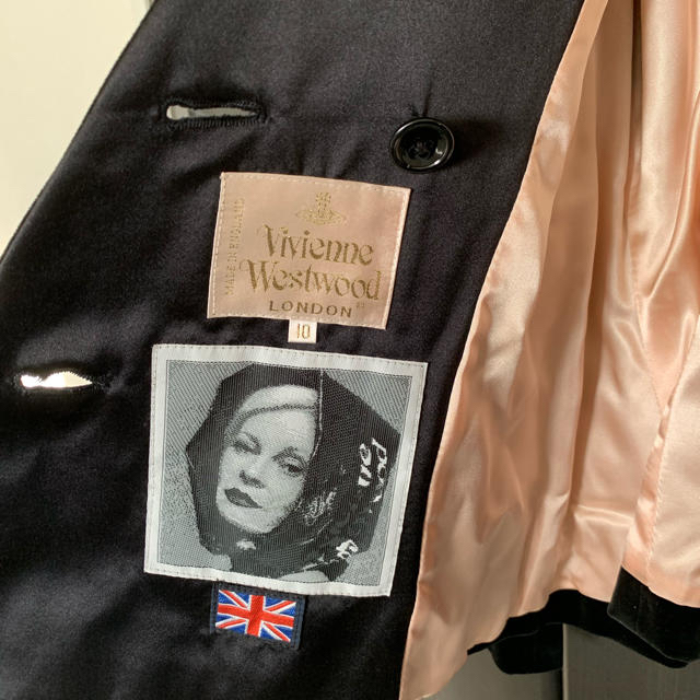 Vivienne Westwood(ヴィヴィアンウエストウッド)のヴィヴィアンウエストウッド ジャケット レディースのジャケット/アウター(テーラードジャケット)の商品写真
