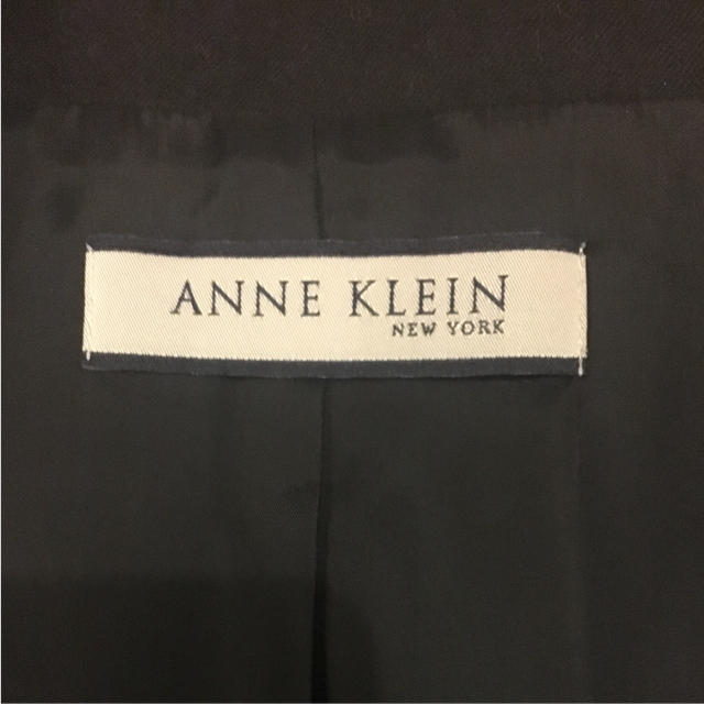 ANNE KLEIN(アンクライン)のANNE KLEIN 黒 ジャケット レディースのジャケット/アウター(テーラードジャケット)の商品写真