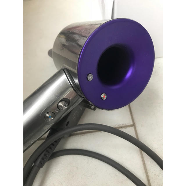 Dyson(ダイソン)のダイソン  ヘアドライヤー  未使用 スマホ/家電/カメラの美容/健康(ドライヤー)の商品写真