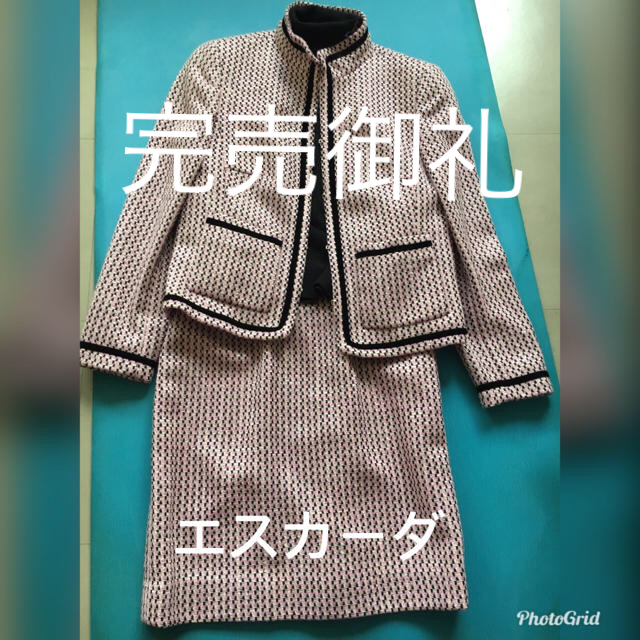 ESCADA(エスカーダ)のエスカーダ スーツ サイズ34 レディースのフォーマル/ドレス(スーツ)の商品写真