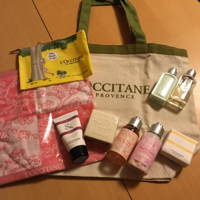 L'OCCITANE(ロクシタン)の【 新品 】ロクシタン10点セット コスメ/美容のスキンケア/基礎化粧品(その他)の商品写真