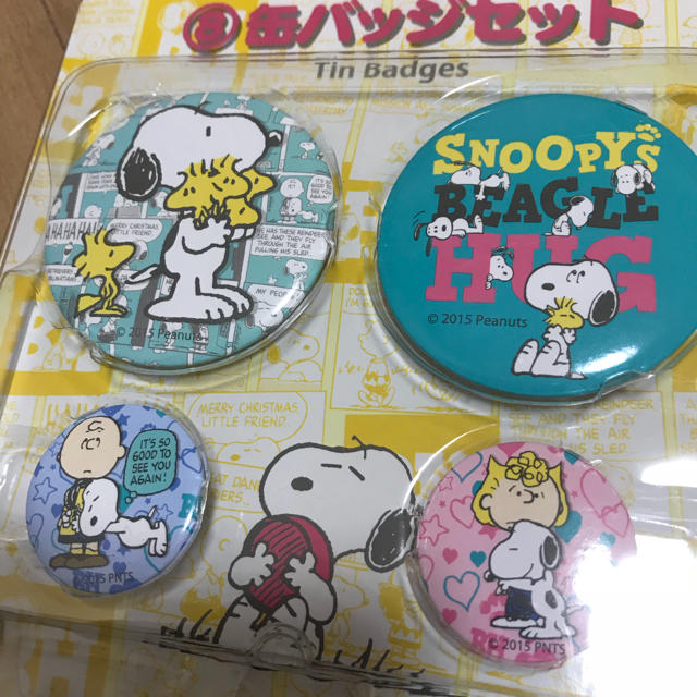 SNOOPY(スヌーピー)の新品♡未開封★スヌーピー★缶バッジセット エンタメ/ホビーのアニメグッズ(バッジ/ピンバッジ)の商品写真