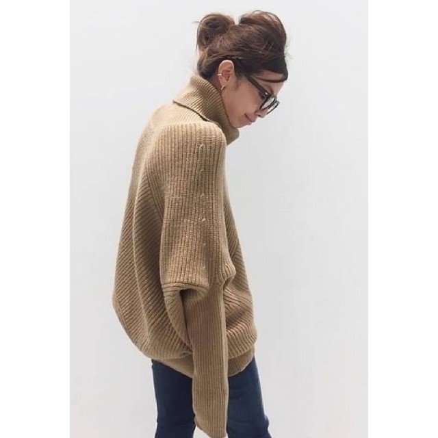 L'Appartement DEUXIEME CLASSE(アパルトモンドゥーズィエムクラス)の♪新品♪ L'Appartement Asymmetry Knit レディースのトップス(ニット/セーター)の商品写真