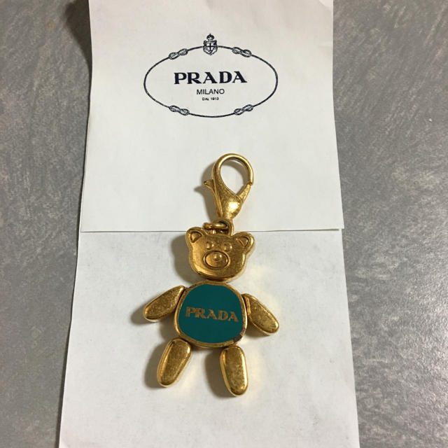 PRADA(プラダ)の値下げ！PRADA 🐻クマチャーム レディースのアクセサリー(チャーム)の商品写真