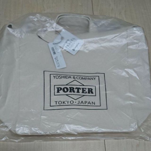 PORTER(ポーター)の【新品】PORTER アーバンリサーチ トートバッグ M　オフホワイト レディースのバッグ(トートバッグ)の商品写真