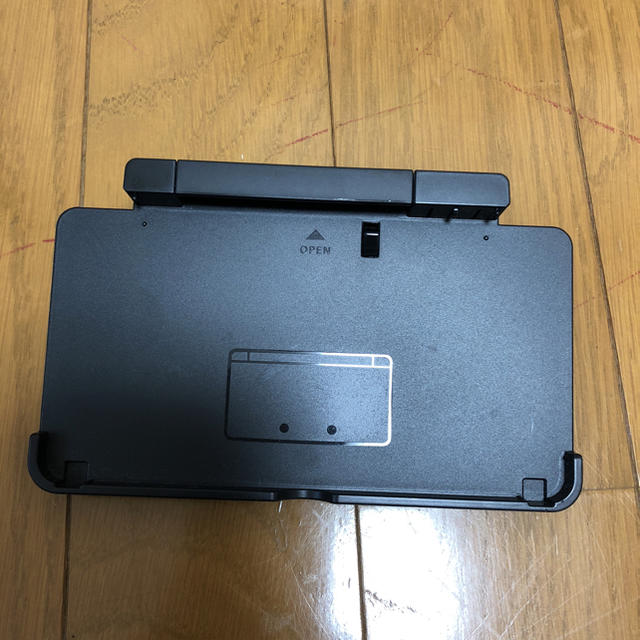 ニンテンドー3DS(ニンテンドー3DS)の3ds ピンク エンタメ/ホビーのゲームソフト/ゲーム機本体(携帯用ゲーム機本体)の商品写真