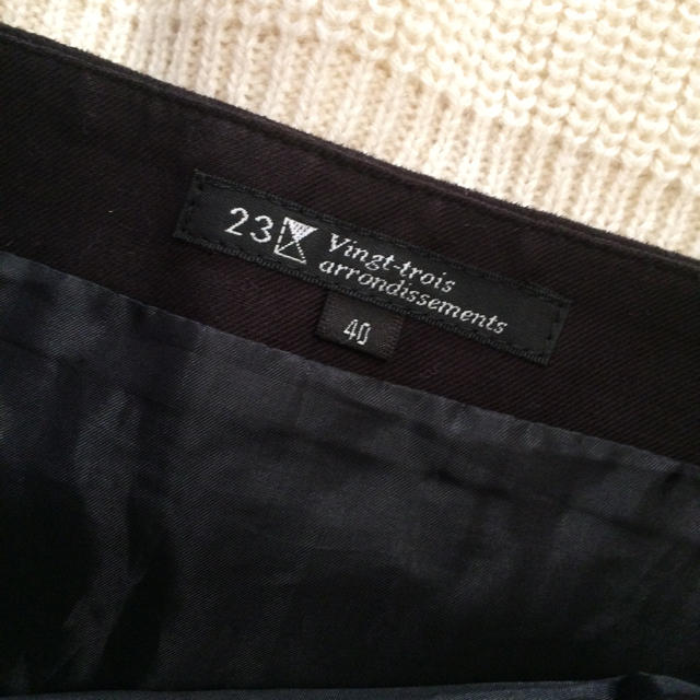 23区(ニジュウサンク)の23区  スウェードスカート  レディースのスカート(ひざ丈スカート)の商品写真