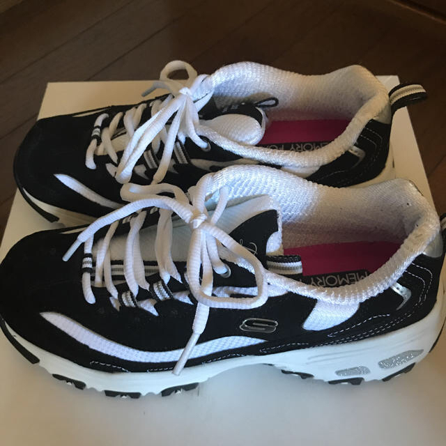 SKECHERS(スケッチャーズ)のSKECHERS スケッチャーズD'Lites  ダッドスニーカー レディースの靴/シューズ(スニーカー)の商品写真