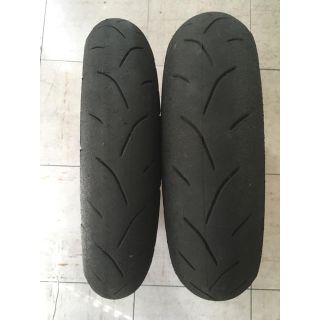 ブリヂストン(BRIDGESTONE)の中古 BS バトラックス BT601前後(パーツ)