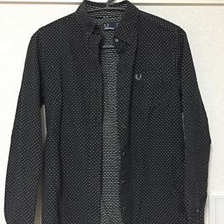 フレッドペリー(FRED PERRY)のFREDPERRY シャツ(シャツ)