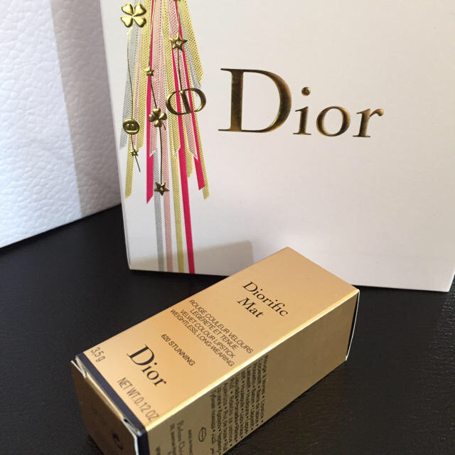 Dior(ディオール)のディオール 1番人気色！ クリスマスコフレ 口紅  #620 完売品 コスメ/美容のベースメイク/化粧品(口紅)の商品写真