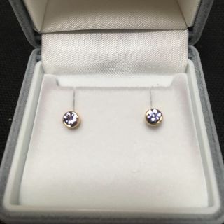 お値下げ  タンザナイトピアス 10k(ピアス)