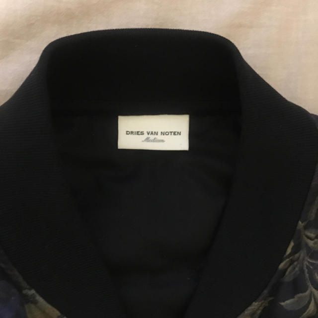 DRIES VAN NOTEN(ドリスヴァンノッテン)のDries van noten ドリスヴァンノッテン ブルゾン M サイズ メンズのジャケット/アウター(テーラードジャケット)の商品写真