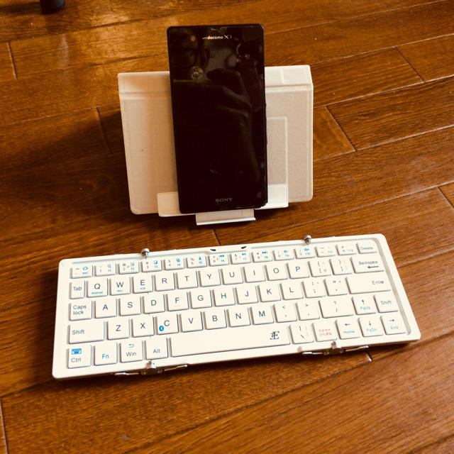 3E 折りたたみ Bluetooth キーボード スマホ/家電/カメラのPC/タブレット(PC周辺機器)の商品写真