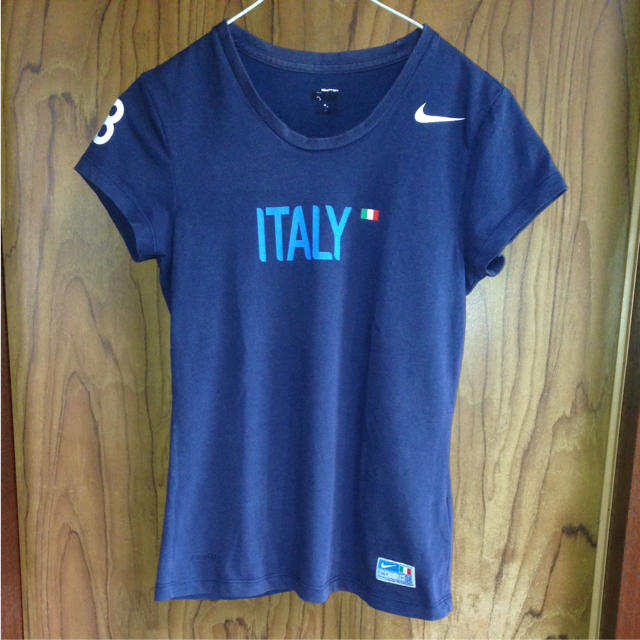 NIKE(ナイキ)のウィメンズM(160/84A) レディースのトップス(Tシャツ(半袖/袖なし))の商品写真