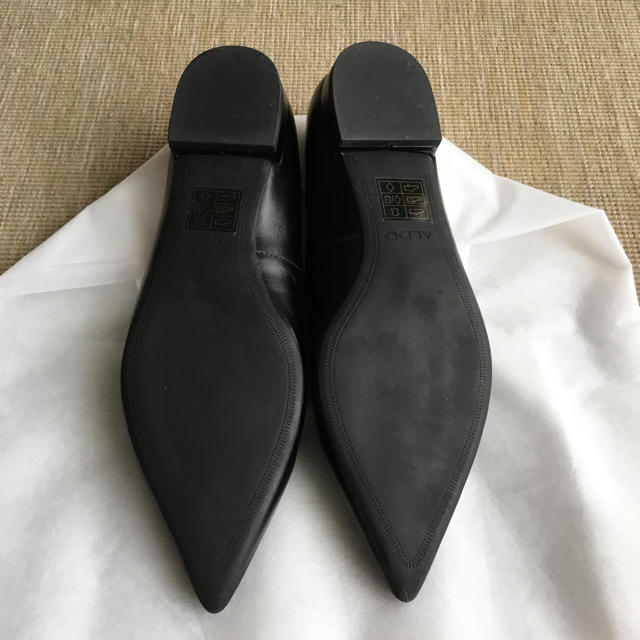 ALDO(アルド)の美品 ALDO 黒 パンプス US8 ［値下げしました］ レディースの靴/シューズ(ハイヒール/パンプス)の商品写真