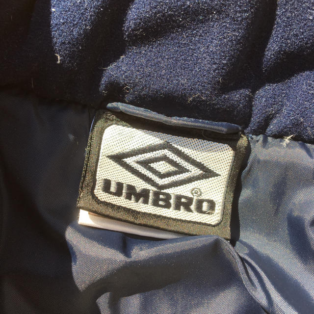 UMBRO(アンブロ)のUMBRO メンズ ダウンジャケット 希少 マンチェスターユナイテッド メンズのジャケット/アウター(ダウンジャケット)の商品写真