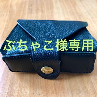 イルビゾンテ(IL BISONTE)の【商談中】【ぶちゃこ様専用】4,000円イルビゾンテ デジカメケース ポーチ(名刺入れ/定期入れ)