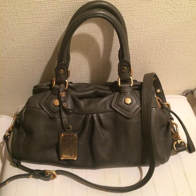 MARC BY MARC JACOBS(マークバイマークジェイコブス)のマークバイ♡ダークグレー レディースのバッグ(ショルダーバッグ)の商品写真