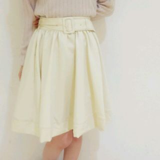 ナイスクラップ(NICE CLAUP)のNICECLAUPベルト付skirt(ひざ丈スカート)