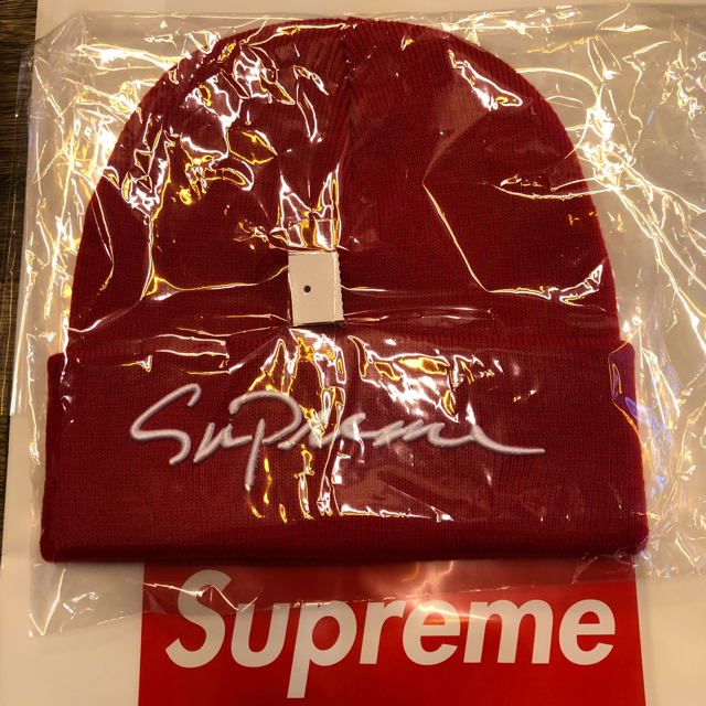 Supreme Classic Script Beanie Red