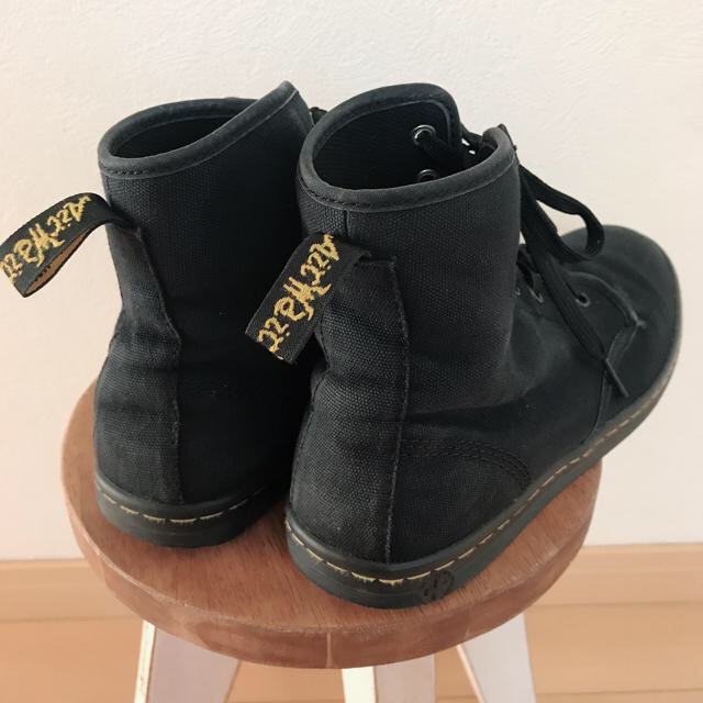 Dr.Martens(ドクターマーチン)のドクターマーチン Dr.Martens ハイカット スニーカー 黒 キャンバス レディースの靴/シューズ(スニーカー)の商品写真