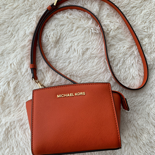 【送料無料（一部地域を除く）】 - KORS MICHAEL 💛極美品💛マイケルコース ミニ セルマ バッグ