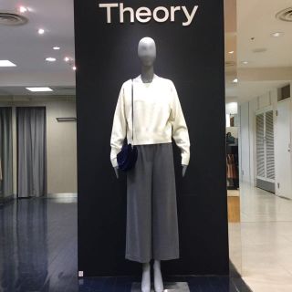 セオリー theory ローライズ  クロップド パンツ X0 チャコールグレー