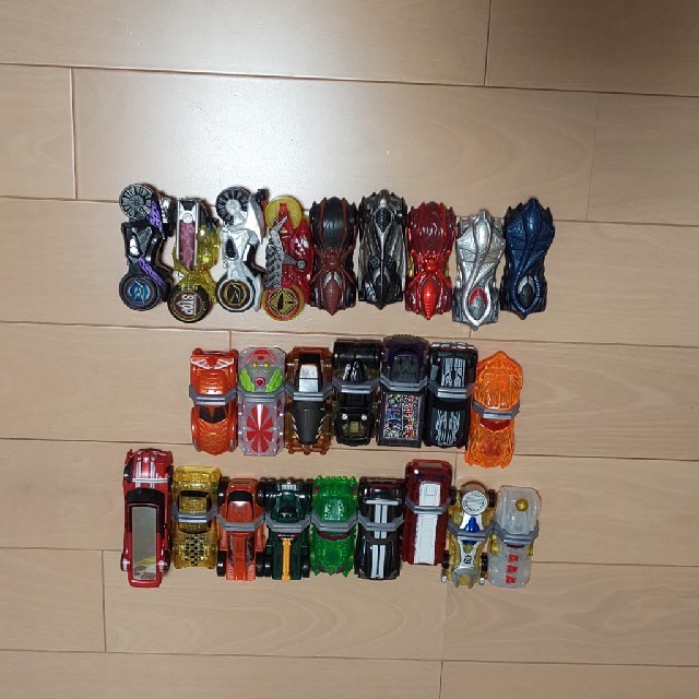 仮面ライダー マッハ&シフトカーセット エンタメ/ホビーのおもちゃ/ぬいぐるみ(キャラクターグッズ)の商品写真