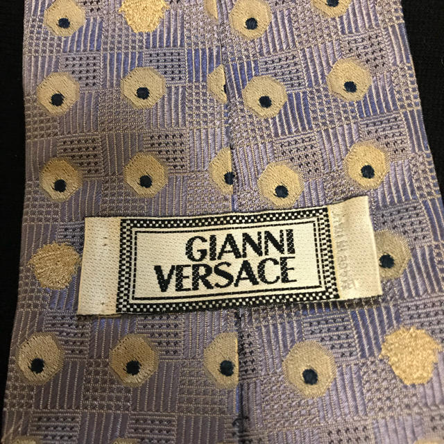 Gianni Versace(ジャンニヴェルサーチ)のジャンニヴェルサーチ 総柄シルクネクタイ メンズのファッション小物(ネクタイ)の商品写真