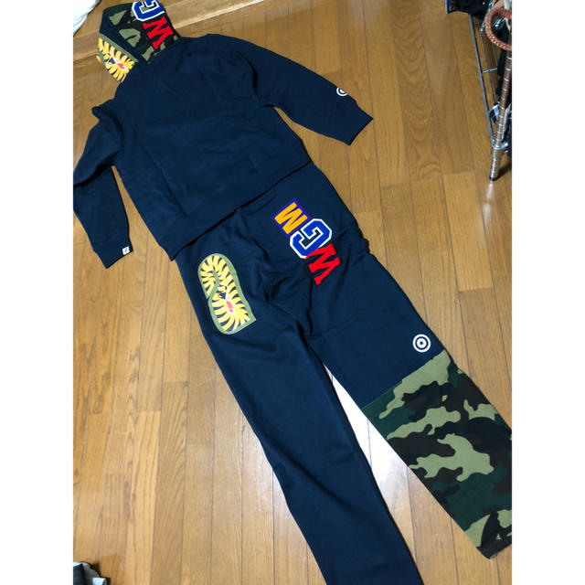 A BATHING APE - シャークスウェット セットアップの通販 by A BATHING APE - シャークスウェット セットアップの通販 by