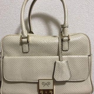 アニヤハインドマーチ(ANYA HINDMARCH)のANYA HINDMARCH スモールカーカー　アイボリー　白　財布、ショルダー(トートバッグ)