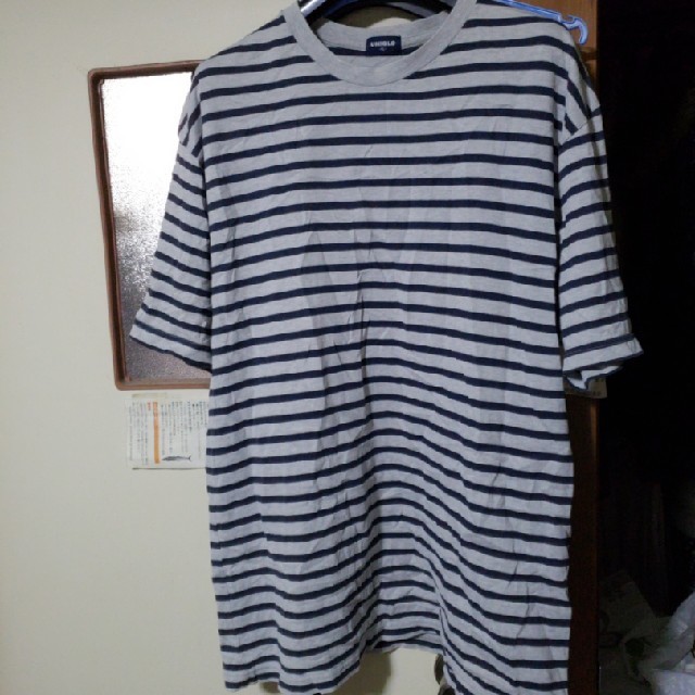 UNIQLO(ユニクロ)の半袖　服 メンズのトップス(Tシャツ/カットソー(半袖/袖なし))の商品写真