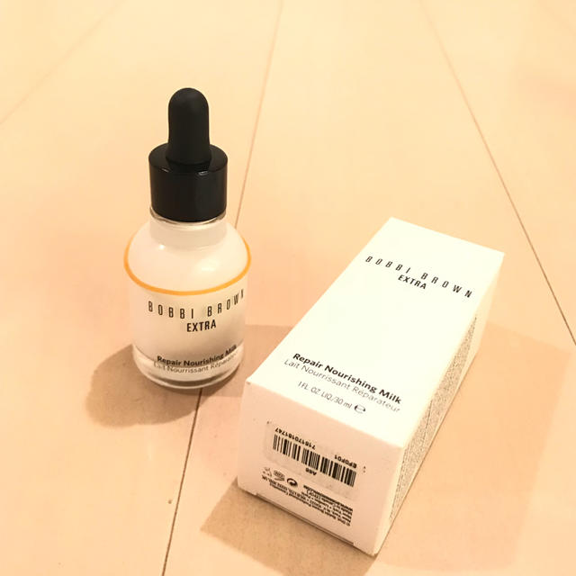 BOBBI BROWN(ボビイブラウン)のBOBBI BROWN EXTRA Repair Nourishing Milk コスメ/美容のスキンケア/基礎化粧品(美容液)の商品写真