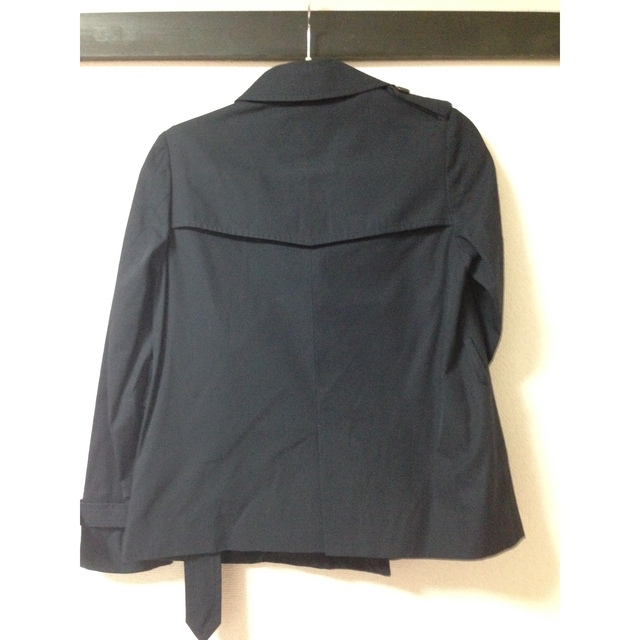 ViS(ヴィス)の新品　VIS ネイビーショートトレンチ レディースのジャケット/アウター(トレンチコート)の商品写真